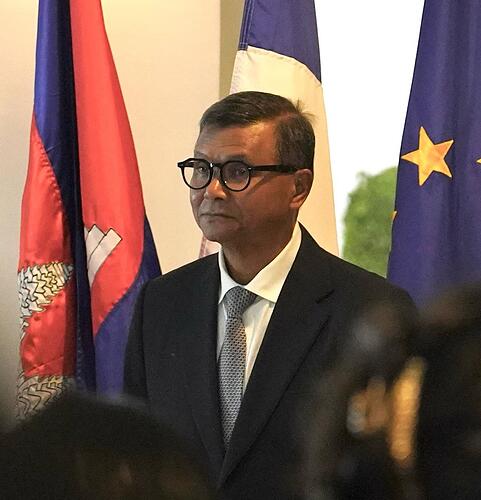 telegram-cloud-photo-size-1-5039728313647172423-y